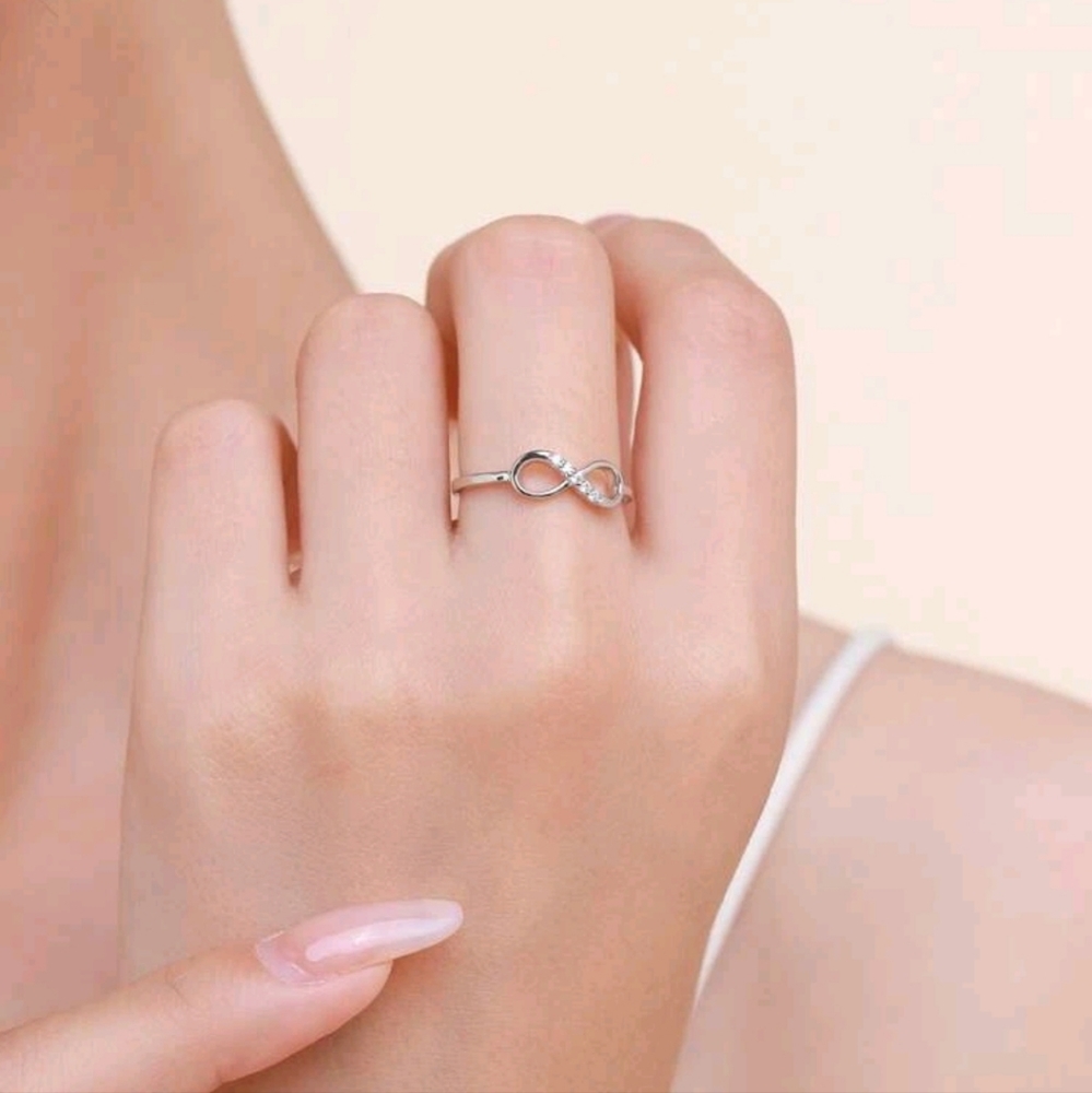 Sterling Silver Infinity Ring With Simulated Diam… - image 2